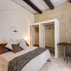  Apartment Vico Street
